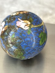 Lot Of 2 Vintage Large Chinese Cloisonne Enamel Focal Bead with Flowers 1 1/2”
