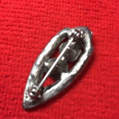 Spear Point Pewter Colored Crystal Stones Pin Back Accessory Brooch