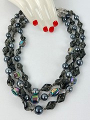 Vintage Crown Trifari 3 Strand Gray Black Iridescent Irregular Beaded Necklace