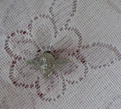 ANGEL PIN WINGED Vintage Pewter Silver Metal Cherub Beautiful Detail c. 1980s