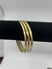 Vintage Gold Tone Bangle Bracelet Set 3 Etched Stackable Bangles Thin Slip On 8″