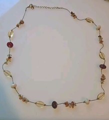 LC Liz Claiborne Or Lauren Conrad Goldtone Acrylic Bead Polished Stone Necklace