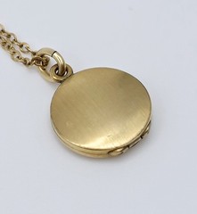 Vintage WRE WE Richards 14K Gold Filled Tiny Locket Necklace Engraved Pendant