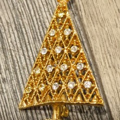 Vintage Rhinestone Christmas Tree Brooch set Filigree Gold Tone Holiday Pin Gift