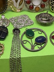 pendant lot gold tone silver tone brass multicolor stones vtg beautiful pieces