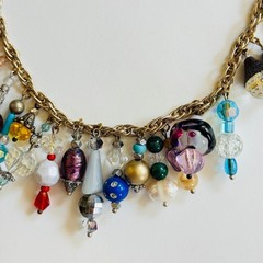 Vtg Art Glass Necklace Beaded Charm dangle Flashy colorful crystal Rare 18″ L