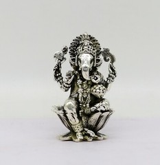 925 sterling silver Gorgeous Lord Ganesha statue, figurine, puja article su213