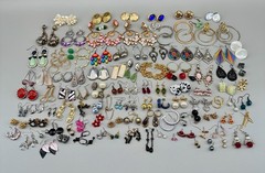 Vintage Modern Earrings Lot Pierced Glass Lucite Flower Dangle Drop 100+ Pairs