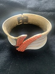 Vintage Trifari White Enamel And Coral Beaded 4 Pc Set