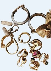 Vintage Jewelry Lot 10 Pairs Clip Earrings Hoops Dangles Gold Tone Retro