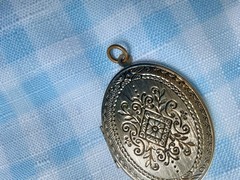 VTG Photo Locket Pendant Silver Tone Floral Motif Victorian Scroll~NO Necklace