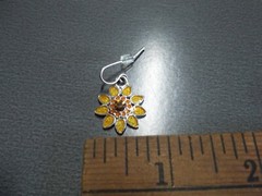 1 Pair Old .75″in Metal Yellow Sunflower Sparkly Dangle Earrings
