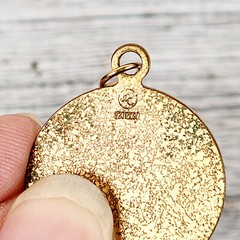 VINTAGE RETRO GOLD FILLED ST ANNE RELIGIOUS MEDAL PENDANT LOVE PEACE PRETTY