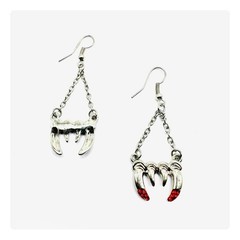 Vintage Vampire Fangs Halloween Fashion Forward Dangling Earrings Silver/Red