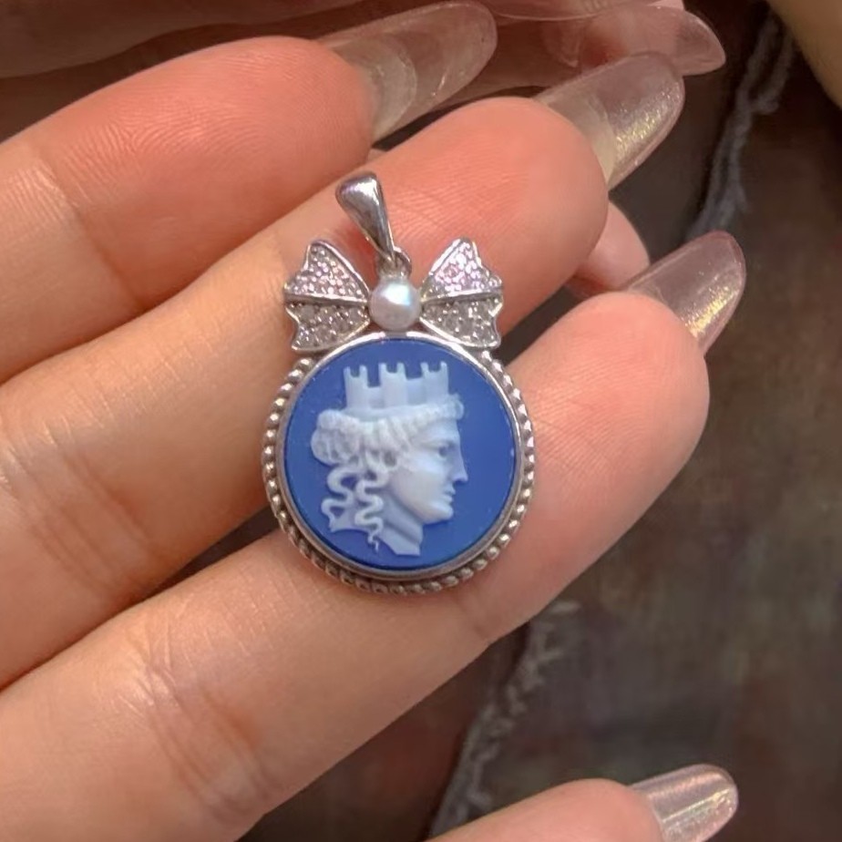925 sterling silver Blue Agate Cameo vintage jewelry Pendant estate jewelry