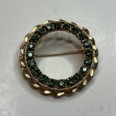 Beautiful Vintage Simulated Emerald Gold Tone Brooch Pin Jewelry