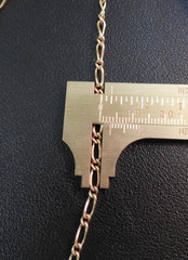 Vintage Gold Tone Trombone Link Paperclip Chain Necklace Barrel Clasp 25″