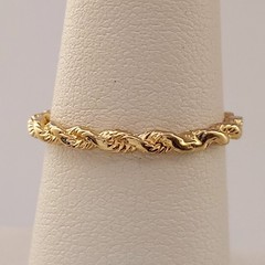 Vintage 14k Fancy Gold Ring. Size 6-1/4. High Polish, Diamond Cut Design.