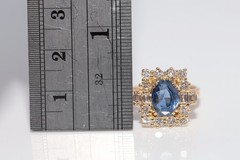 Vintage Circa 1980s 18k Gold Natural Diamond And Oval Cut Sapphire Ring