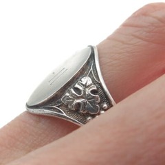 925 Sterling Silver Vintage Grape Oxidized Engraved Signet Ring Size 11.75