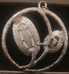 Vtg.1974 Sarah Coventry Desert Flower Pendant In Sarah Coventry Box Modern Boho