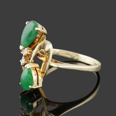 Retro Modernist Solid 14K Yellow Gold, Green Jade Cabochon & Diamond Estate Ring