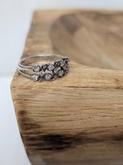 Vintage 925 Sterling Silver Clear Stone Wavy Design Ring Size 7