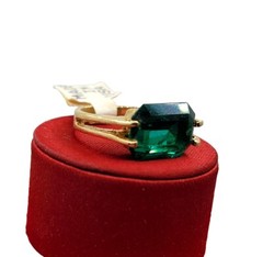 Vtg Sz 10 Ring Lg Green Cubic Zirconia 18KGE Gold Electroplated Jewelry StyL2