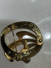 Vintage 1980’s Spiral Gold Tone Matte & Shiny TONA Brooch Pin Jewelry S7