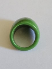 Vintage Retro Style Green Lucite Plastic Some Ring Size 9