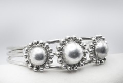 Vintage Navajo Sterling Silver Beaded Triple Dome Cuff Bracelet 925 32 g