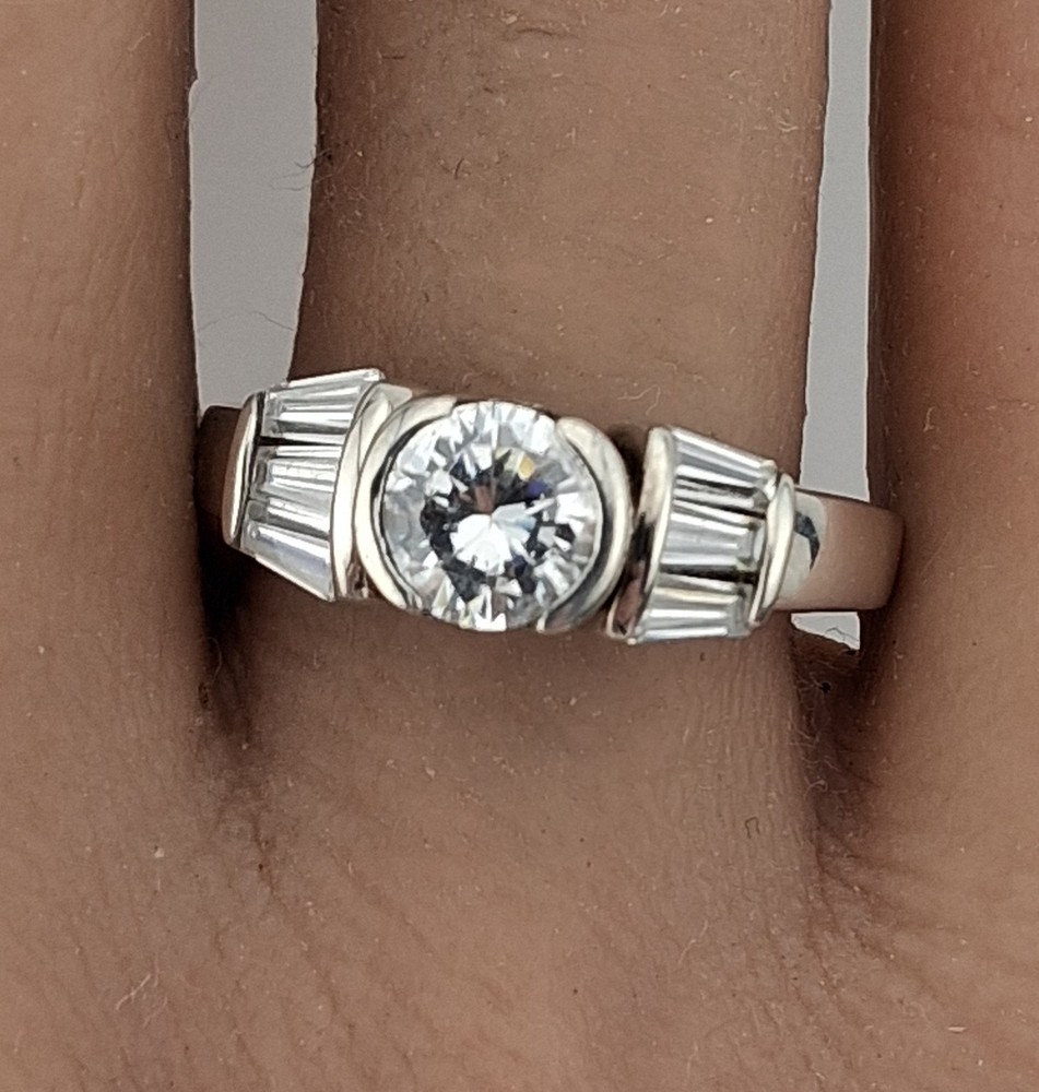 Vintage Sterling Silver Ring Round and Tapered Baguette CZ Stones Size 8.25