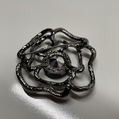 Rose Brooch Pin Violet & Dark Grey Rhinestone Purple Silver Tone Open Work Read