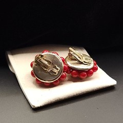 Vintage earrings necklace set nautical cluster clip ons red white beads READ