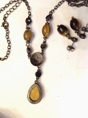 Avon Geniune Tigers Eye Y Necklace & Bead Dangle Earrings Adjustable Length 2008