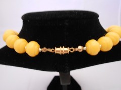 Vintage Yellow Round Beaded Necklace, Barrel Screw Clasp, Women/Jewelry