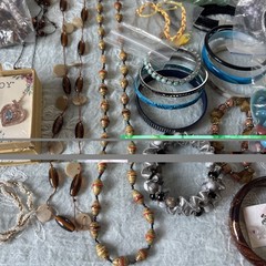 Huge Vintage Costume Jewelry Lot. $900+ Retail. Too For Pictures-107 Pieces