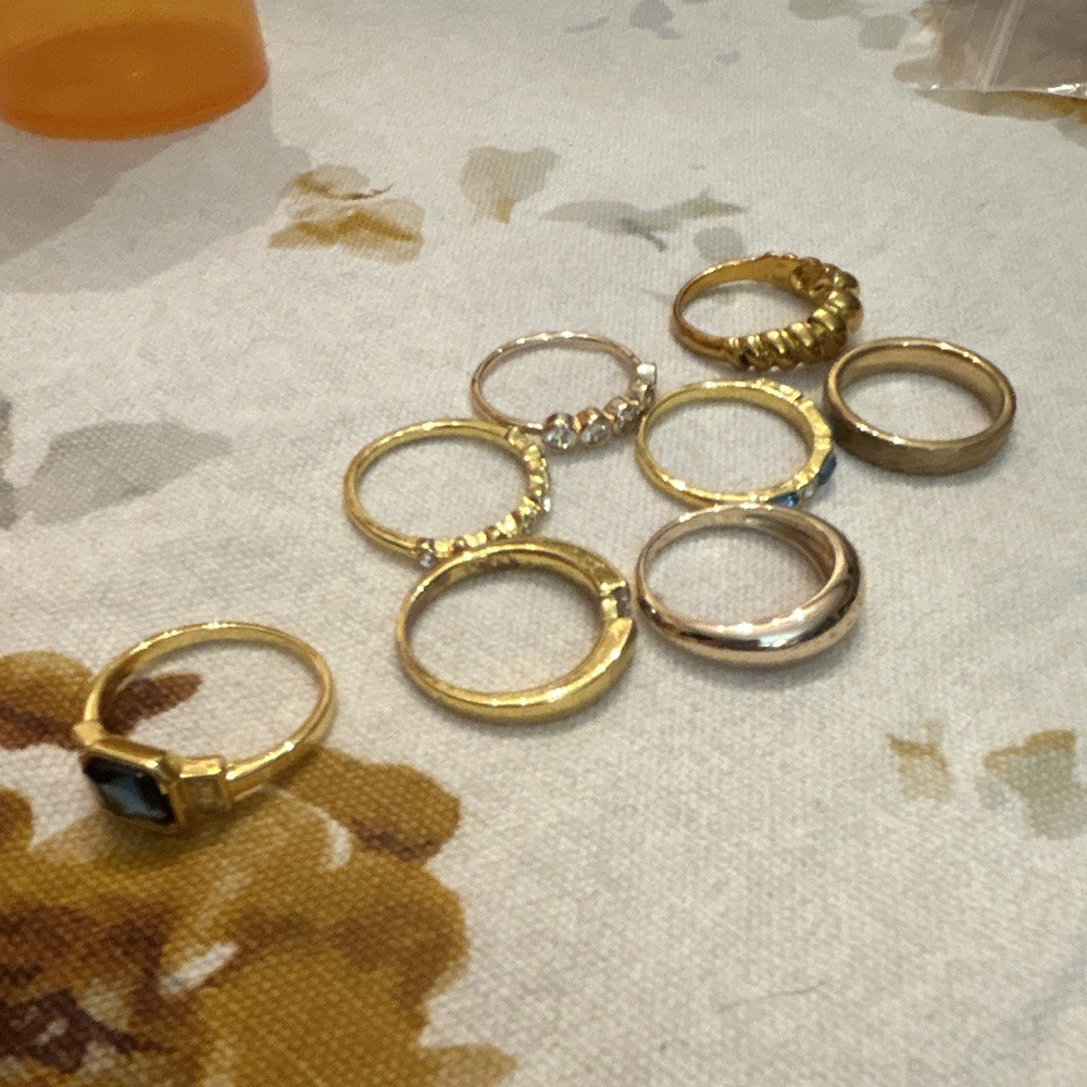 Women’s Mixed Lot 8 Metal Rings Gold & Silver Tone, Some w/ Blue Stone