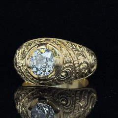 Victorian 1.03 Carat Old Mine Cut Engraved Solitaire Ring 18K Gold