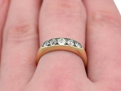 Vintage 0.80 Ct Diamond and 18k Yellow Gold Dress Ring