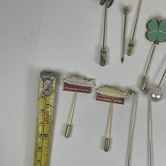 Lot of 13 Vintage Lot Pins Jewelry Novelty Assorted Colors Shapes Materials
