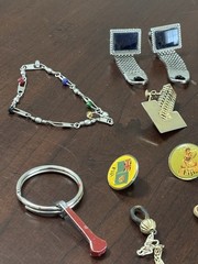 Vintage Estate Lot Of 30 Pieces Of Fashion Jewelry UNTESTED SEE DESCRIPTION