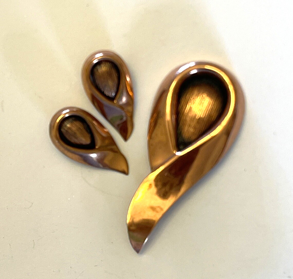 Vintage Renoir Solid Copper Infinity 3” Pin & 1.25” Clip On Earrings Set