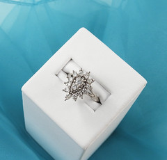 Vintage Ring Solid 14K White Gold Diamonds Engagement Starburst Jewelry Size 5