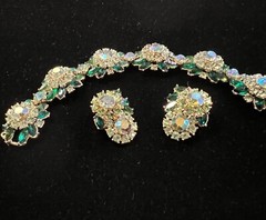 Trifari Signed Green Gold Tone Rhinestone Flower Contessa Bracelet & Earrings