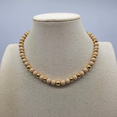 Vintage NAPIER Cream Beaded Necklace Gold Tone Simple Everyday Wear 16″