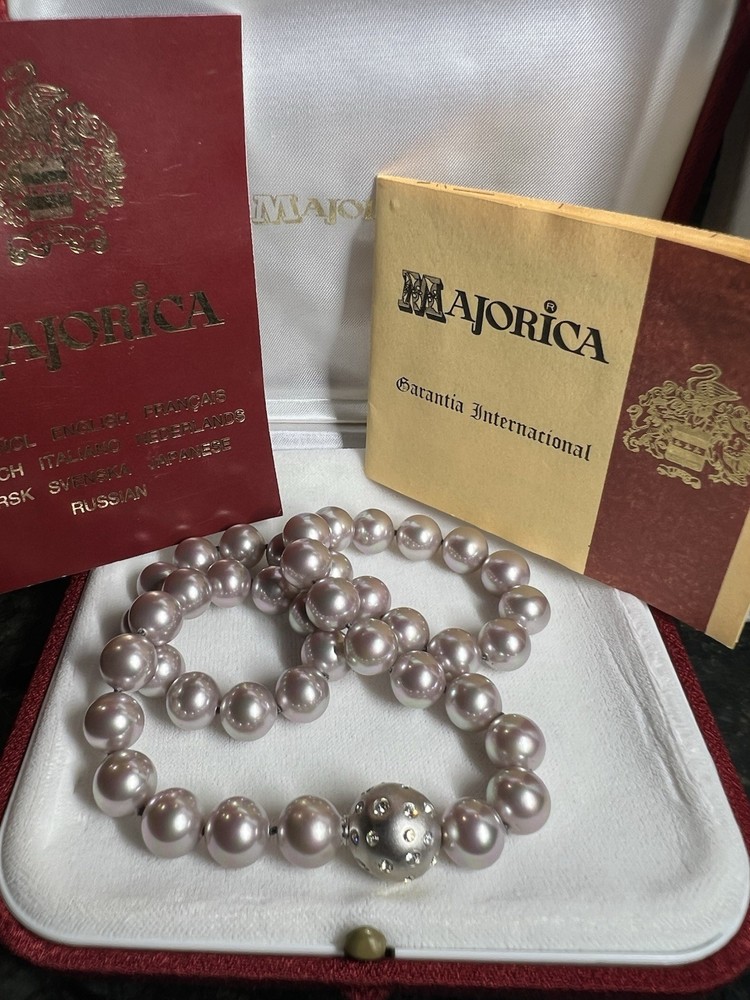 VINTAGE RARE PINK MAJORICA PEARL NECKLACE W/RHINESTONE CLASP 17 IN. 9MM BOX/CERT