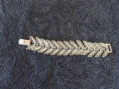 Vintage Coro silver-tone leaf link bracelet