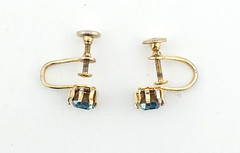 Gold Tone Screwback Earrings Light Blue Faceted Glass Stone J19-4315