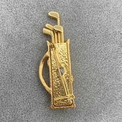 Vintage Tona Golf Clubs & Bag Brushed Matte Gold Tone Brooch Pin Golfer Gift